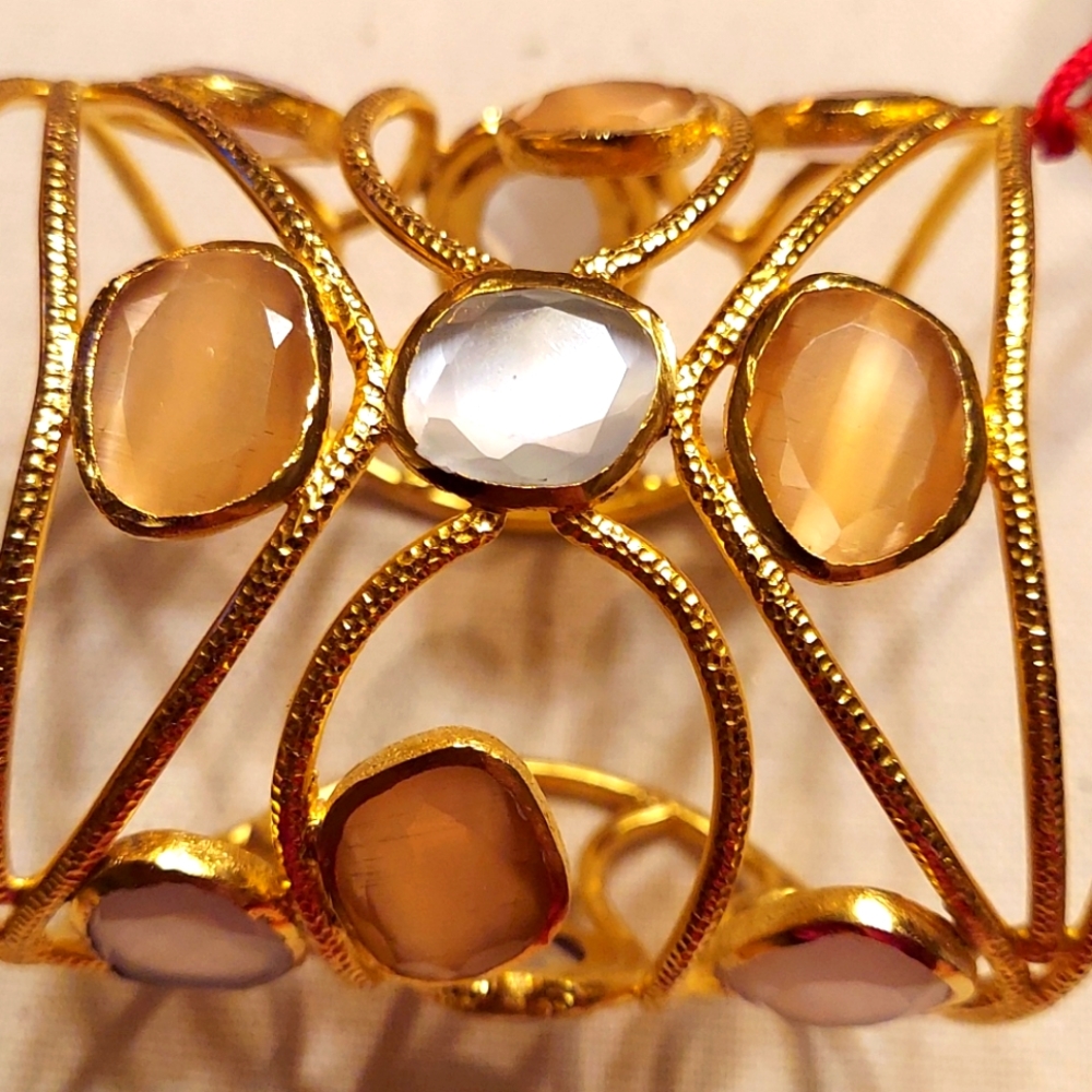 Mela Artisans Cuff bracelet